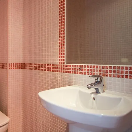 Precioso Con Piscina - Mascarat *